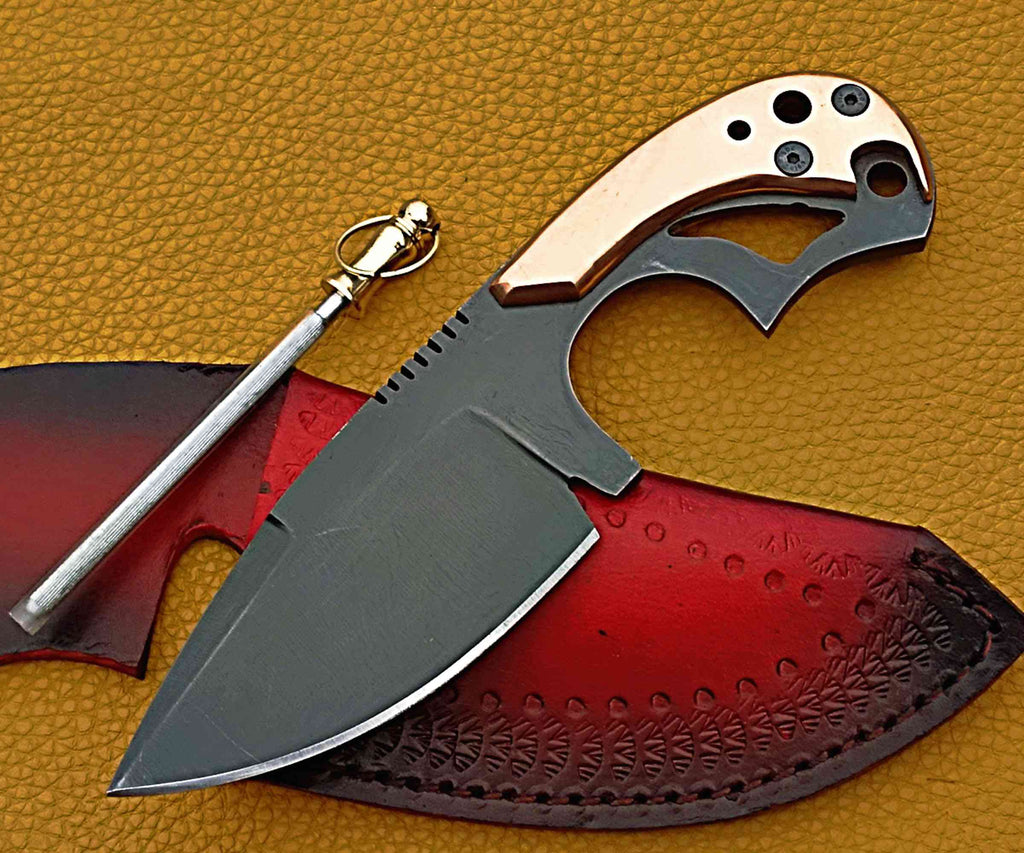 Full Tang Skinner Hunting Knife – Hammered Steel & Wood Handle Combo