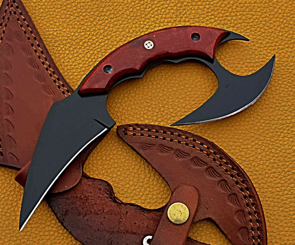 Tactical Karambit Knife – Curved Blade with Wooden Handle & Leather Sheath