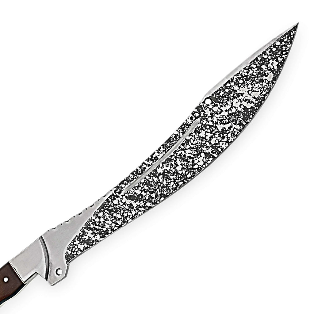 Damascus Steel Hunting Knife – Stag Horn Handle Edition