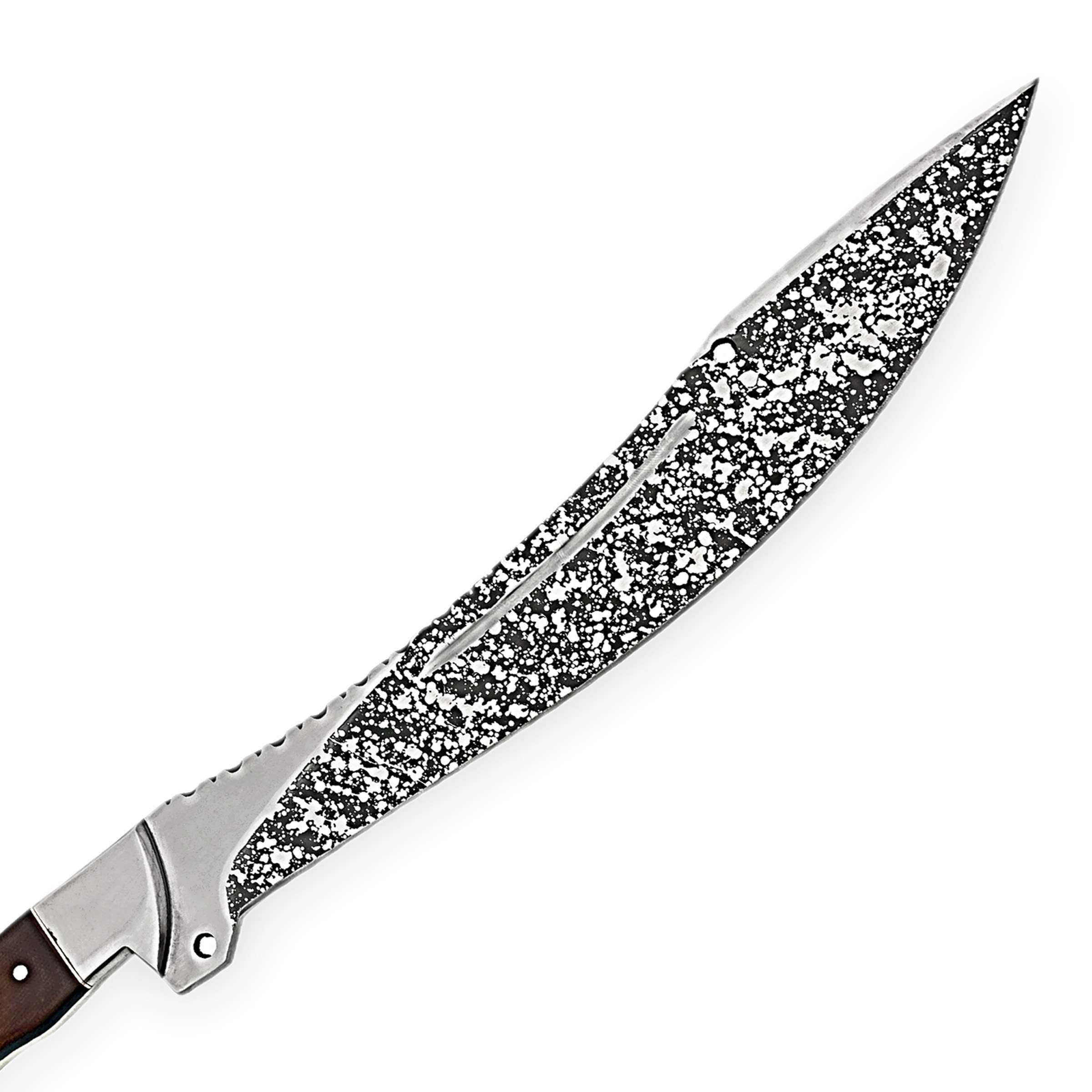 Damascus Steel Hunting Knife – Stag Horn Handle Edition