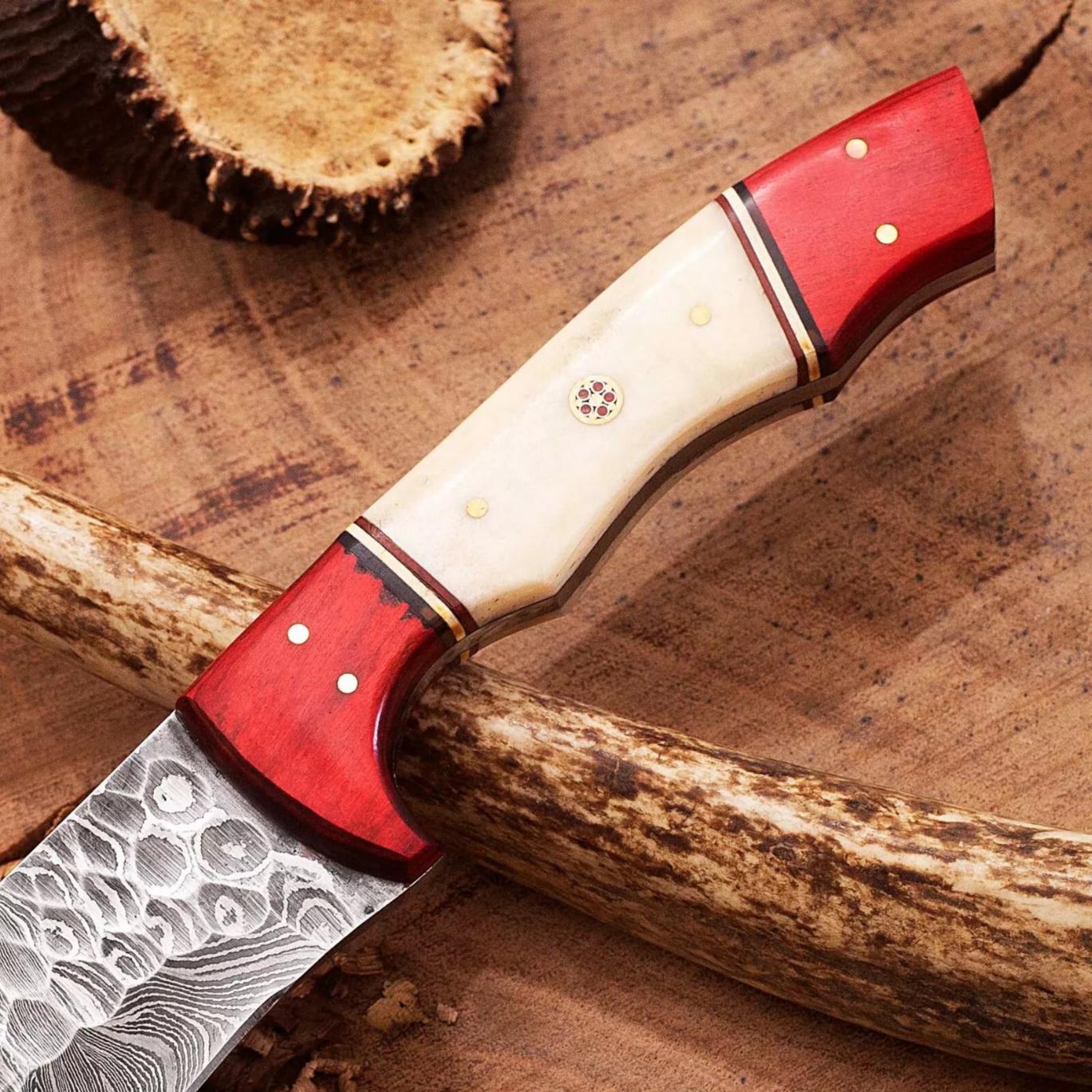Handcrafted Damascus Steel Fixed Blade Knife
